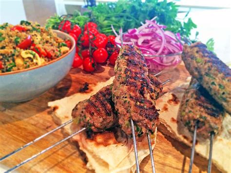  Pingdingshanse Spiced Lamb Kebabs: Een Hemelse Mix van Kruidige Umami en Textuurrijk Genieten?